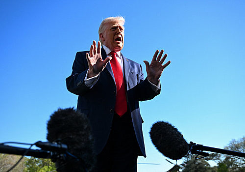 Трампа окрестили «безумцем»