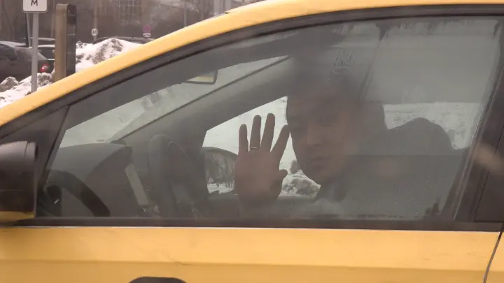 Подоляка поехал на разборки с таксистом-таджиком. Итог более чем потрясающий