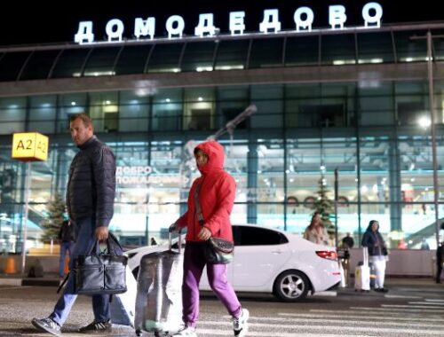 Посол категорически опроверг «допросы» израильтян в Домодедово