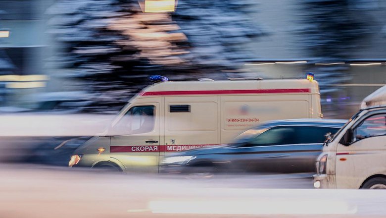 В МЧС сообщили, что из-за непогоды погибли три человека, включая ребёнка