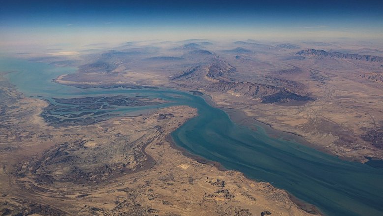 ВМС КСИР заявили, что будут пресекать проход военных судов через Ормуз