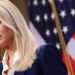Axios узнал, что у экс-генпрокурора США Пэм Бонди диагностировали рак