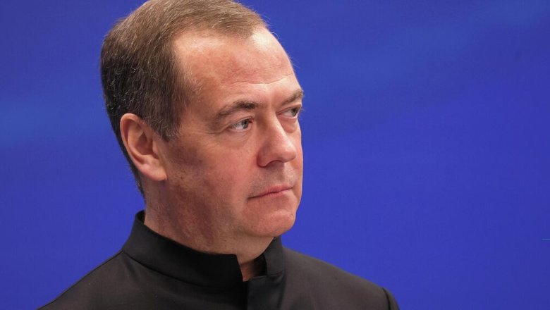 Медведев: россияне, сражаясь в СВО, продолжают дело поколения победителей