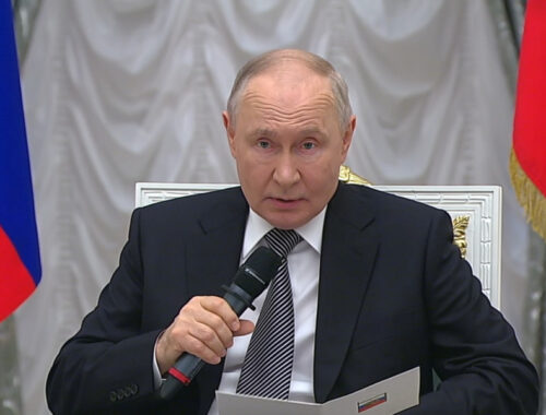 «Пока студенты спали»: Путин после удара ВСУ по колледжу в ЛНР поручил Минобороны подготовить ответ