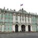 Разорившийся предприниматель захватил с ножами императорский трон в Эрмитаже