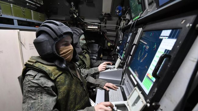 Силы ПВО сбили за вечер 33 дрона над регионами России