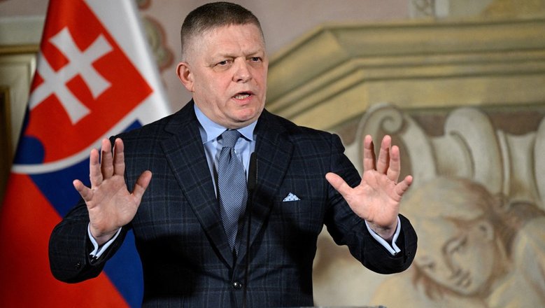 «Все спрашивают меня, что он сказал»: Фицо вышел из себя из-за лицемеров ЕС, которые осуждают его за встречи с Путиным