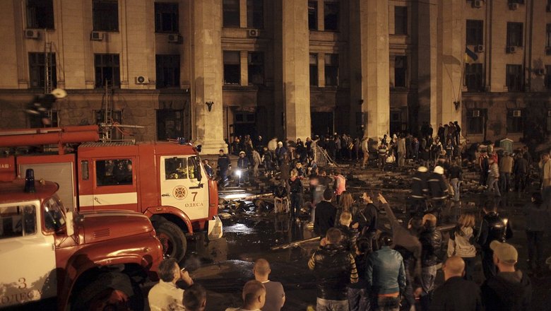 «Всю ночь работал крематорий»: Одесситка рассказала, что ночью из Дома профсоюзов выносили чёрные мешки