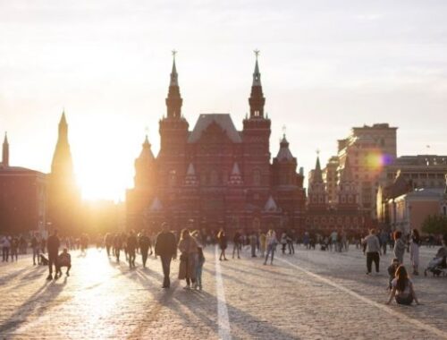 Гидрометцентр: 21 июня в Москве до +25 градусов, без осадков