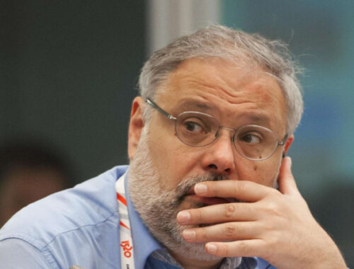 Хазин: правящим европейским либеральным элитам очень нужна война