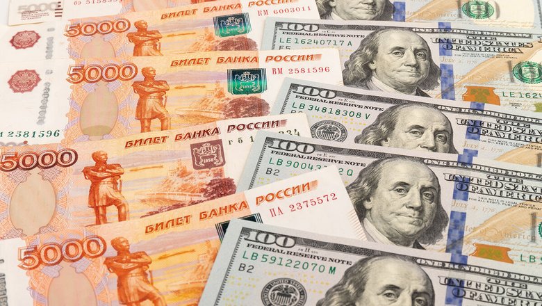 Инвестстратег Бахтин: доллары разумно покупать сейчас, пока курс низкий
