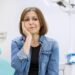 Что делать если после удаления зуба остался осколок и болит десна