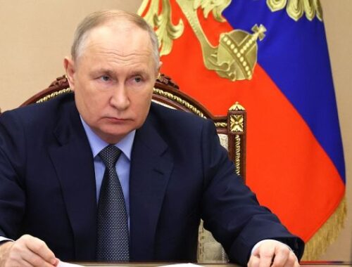 Путин: Топливо есть, а на АЗС очереди. Нужны системные меры!