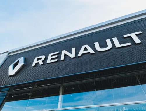Reuters: Renault сократит 800 инженерных мест во Франции к концу 2027 года
