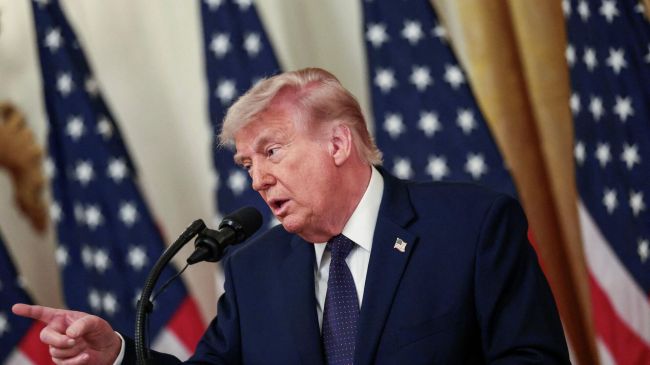 Трамп опять хвастается ударами по Ирану и грозит всех уничтожить