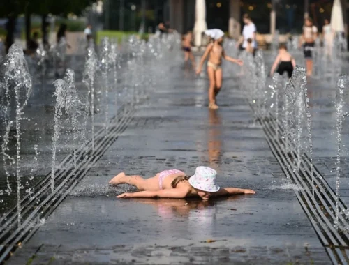 В Москве объявили оранжевый уровень опасности из-за 30-градусной жары