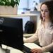 В России начался сокращенный рабочий день