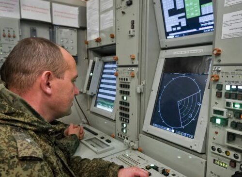 Дрон сбит в Ленинградской области