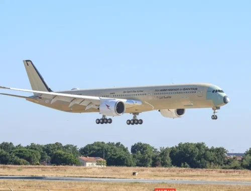 Новый лайнер Airbus установил рекорд продолжительности беспосадочного перелета: сможете угадать, сколько он провел в воздухе?