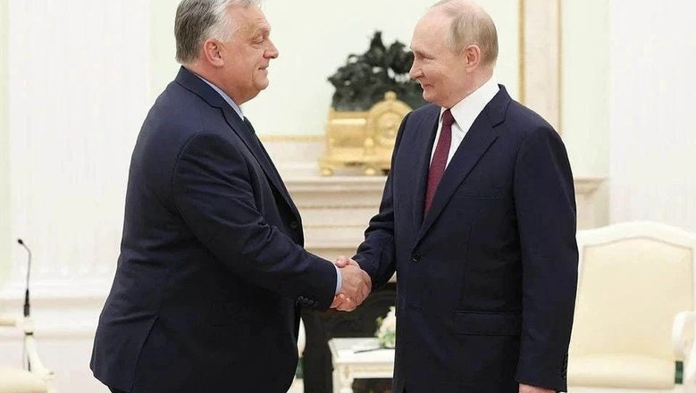 Песков заявил, что переговоры Путина и Орбана никогда не шли на русском языке