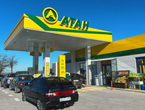 В Крыму зафиксирована свободная продажа топлива на 99 АЗС