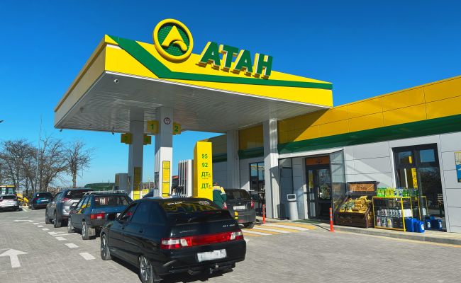 В Крыму зафиксирована свободная продажа топлива на 99 АЗС