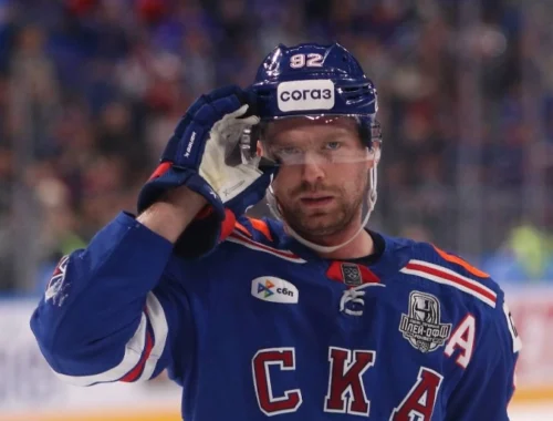 Хоккеист Евгений Кузнецов стал игроком «Сибири»