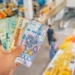 «Пришел за хлебом, ушел с тремя пакетами»: россиянин сравнил цены на рынке Казахстана с российскими