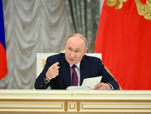 Путин назвал россиян носителями генетического кода победителя